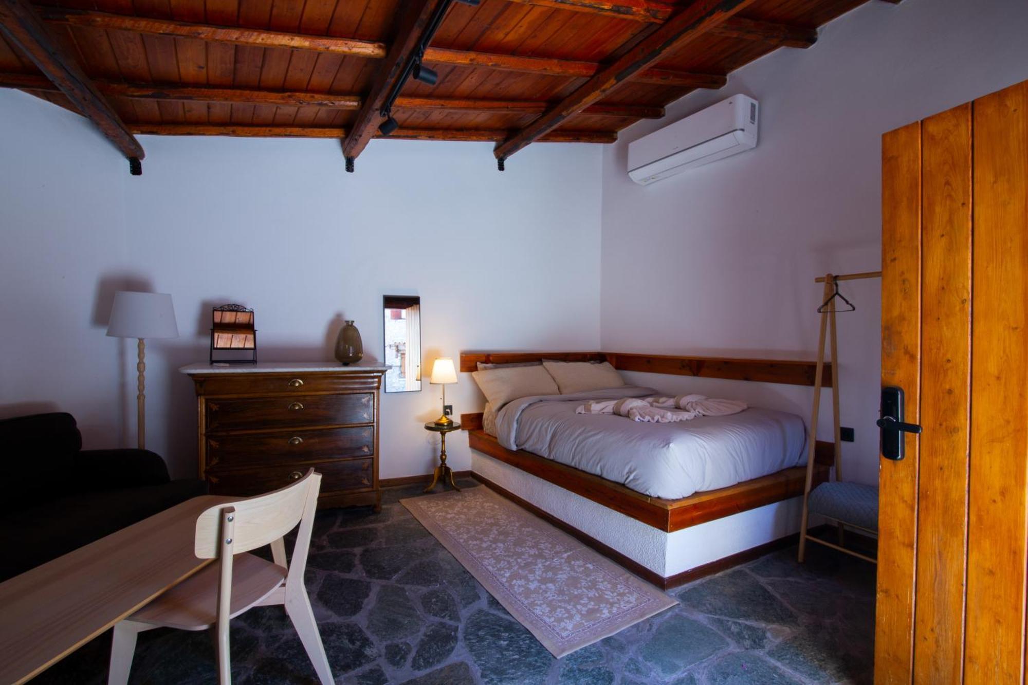 Fteri Stone House In Platanos, Akrata Apartment Ngoại thất bức ảnh